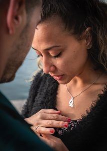 Tu pedida de mano en paris propuesta de matrimonio en la torre eiffel con un fotógrafo profesional
